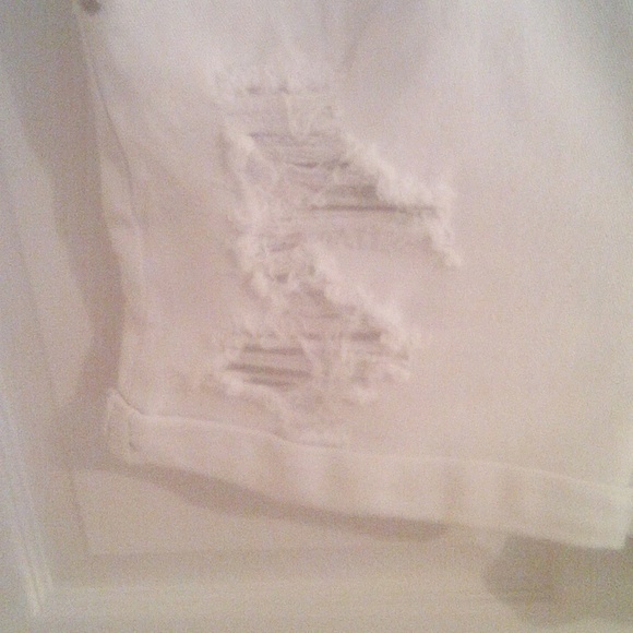 Shorts - Picture 3 of 6